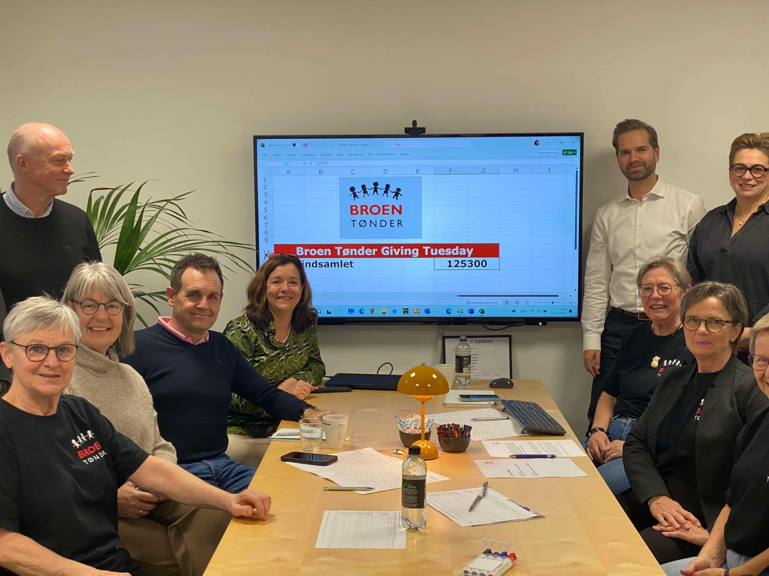 broen Tønder ses her ved indsamling den 2 december hvor der blev indsamlet til foreningens sociale formål