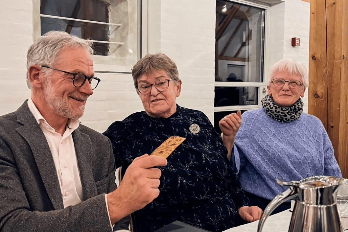 Borgmester talte til fortællertime på Klægager