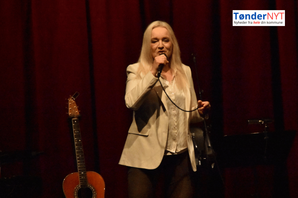 Anne Linnet gav den for fuld lyd i Schweizerhalle