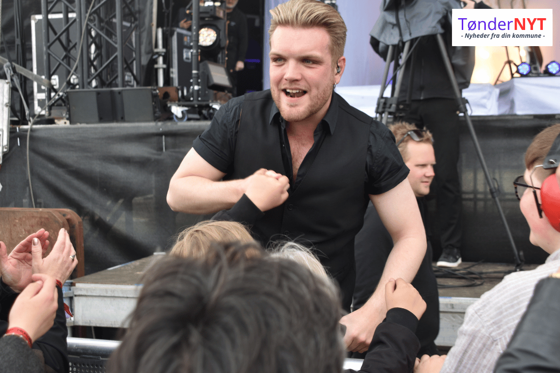 Jacob Dinesen giver intim akustisk koncert i Tønder