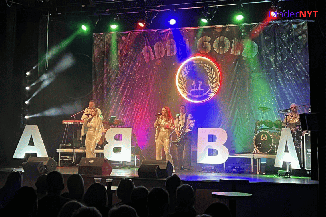 ABBA-fest i Schweizerhalle: Danseglæden vandt over Grand Prix i fjerneren